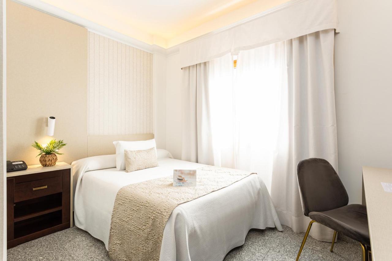 Double Room,1349883205:JPEG